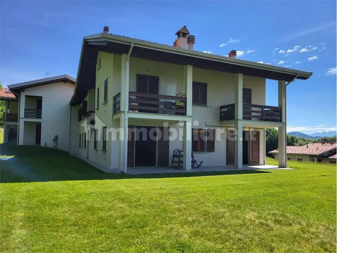 Appartamento in vendita a Sormano