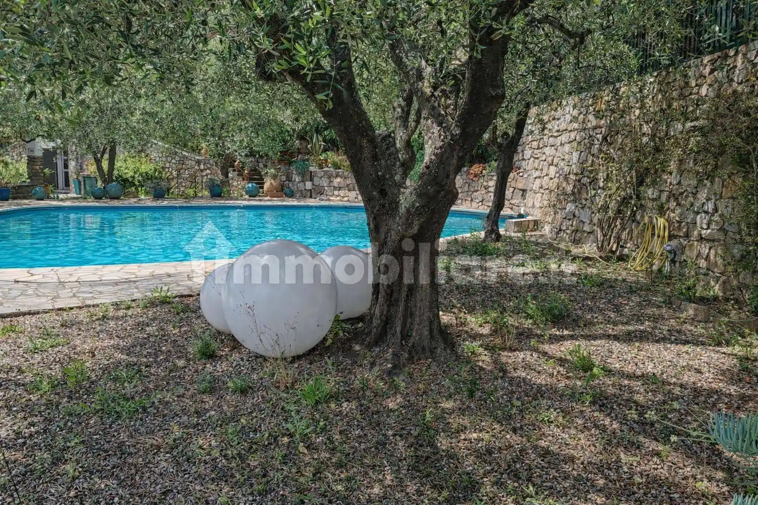 Villa in vendita a Cervo