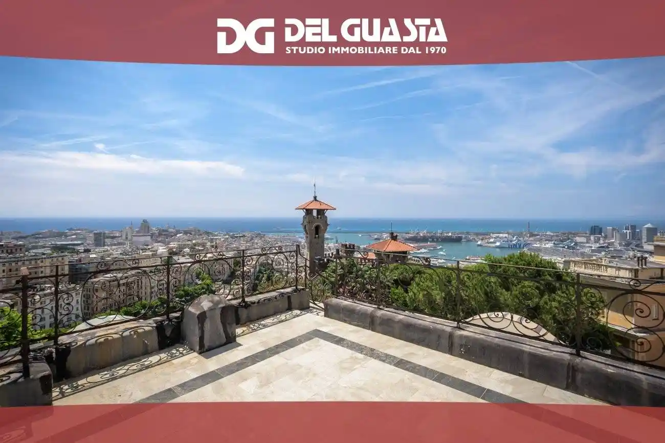 Appartamento in vendita a Genova