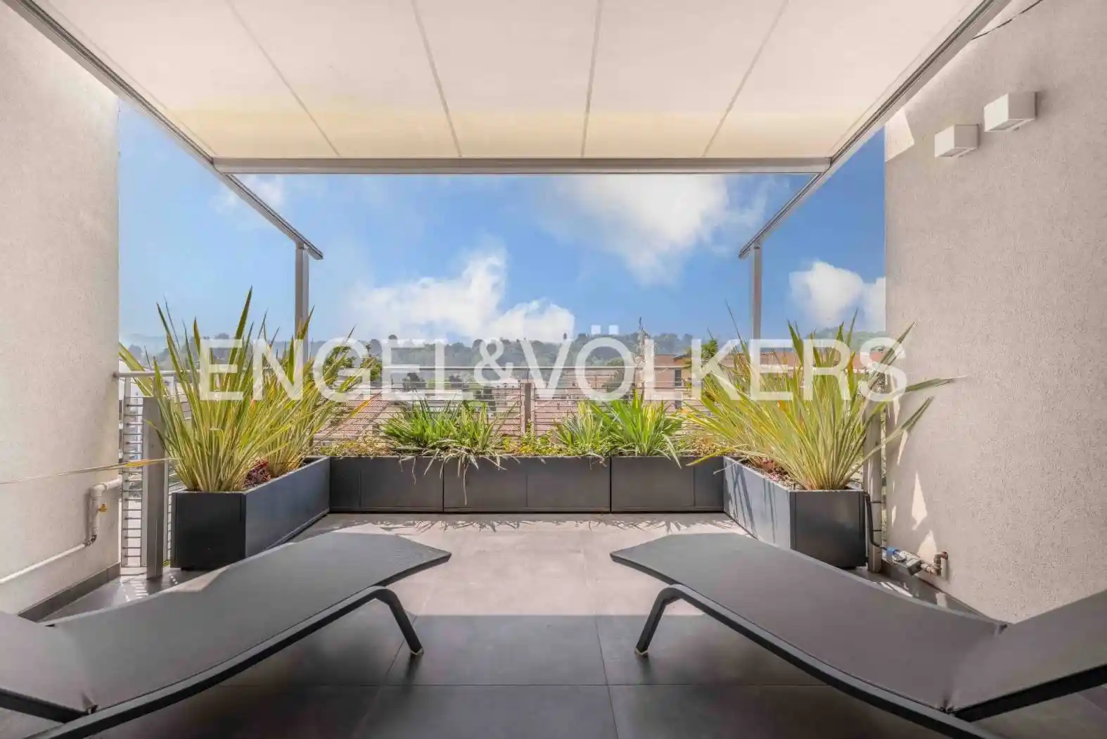 Appartamento in vendita a Sesto Calende