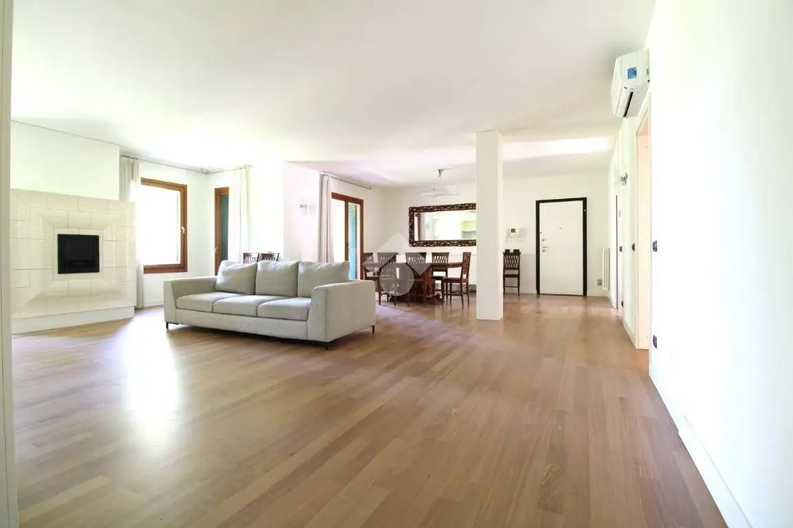 Quadrilocale piazza Fabbrica Rubbiani 1, Centro, Sassuolo - foto 5