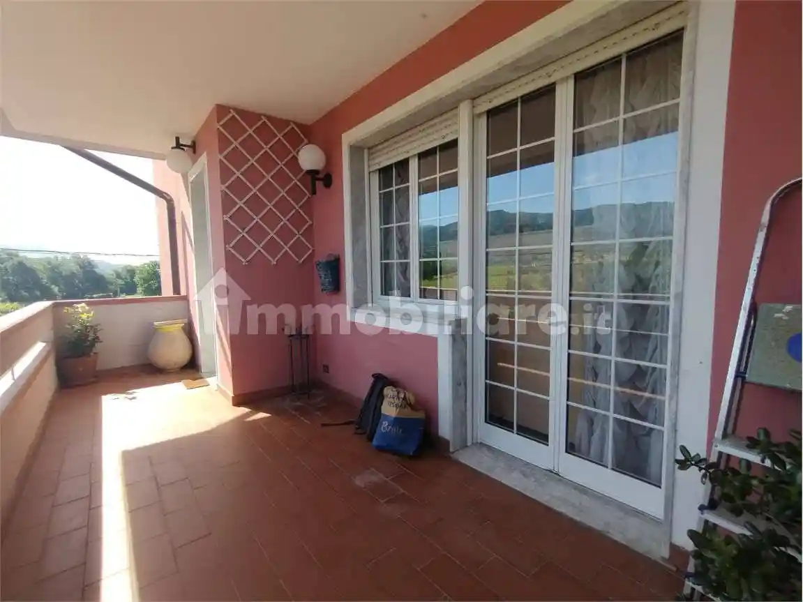 Appartamento in vendita a Fosdinovo