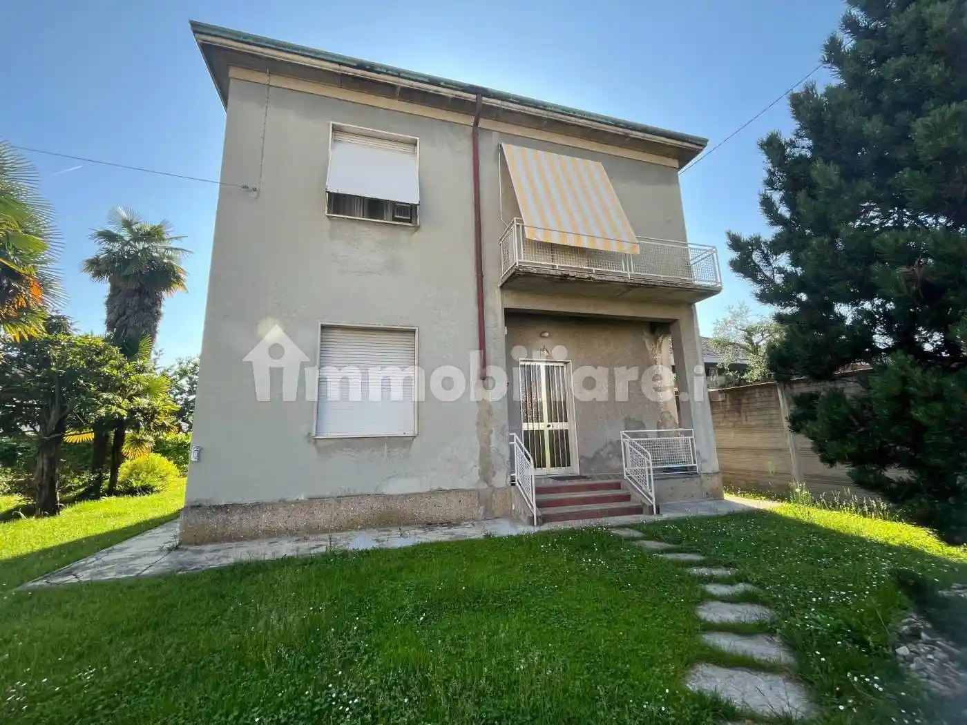 Villa in vendita a Busto Arsizio