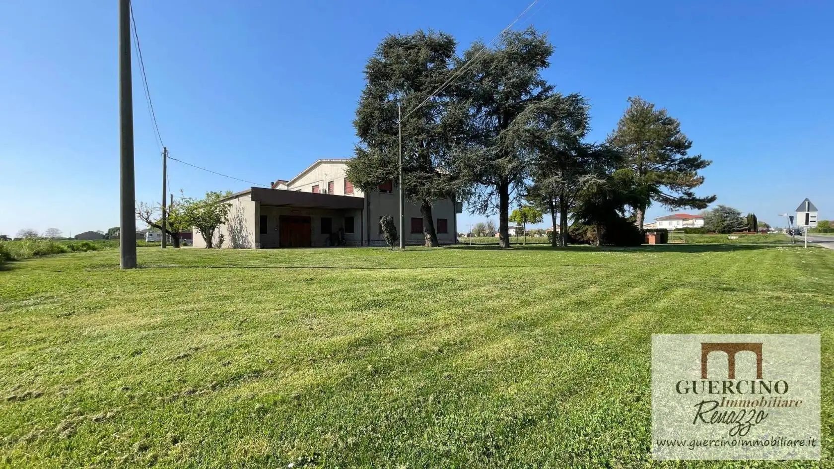 Villa in vendita a Cento