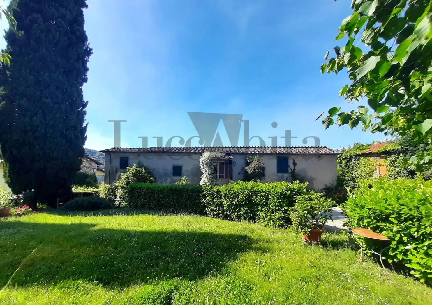 Villa in vendita a Lucca