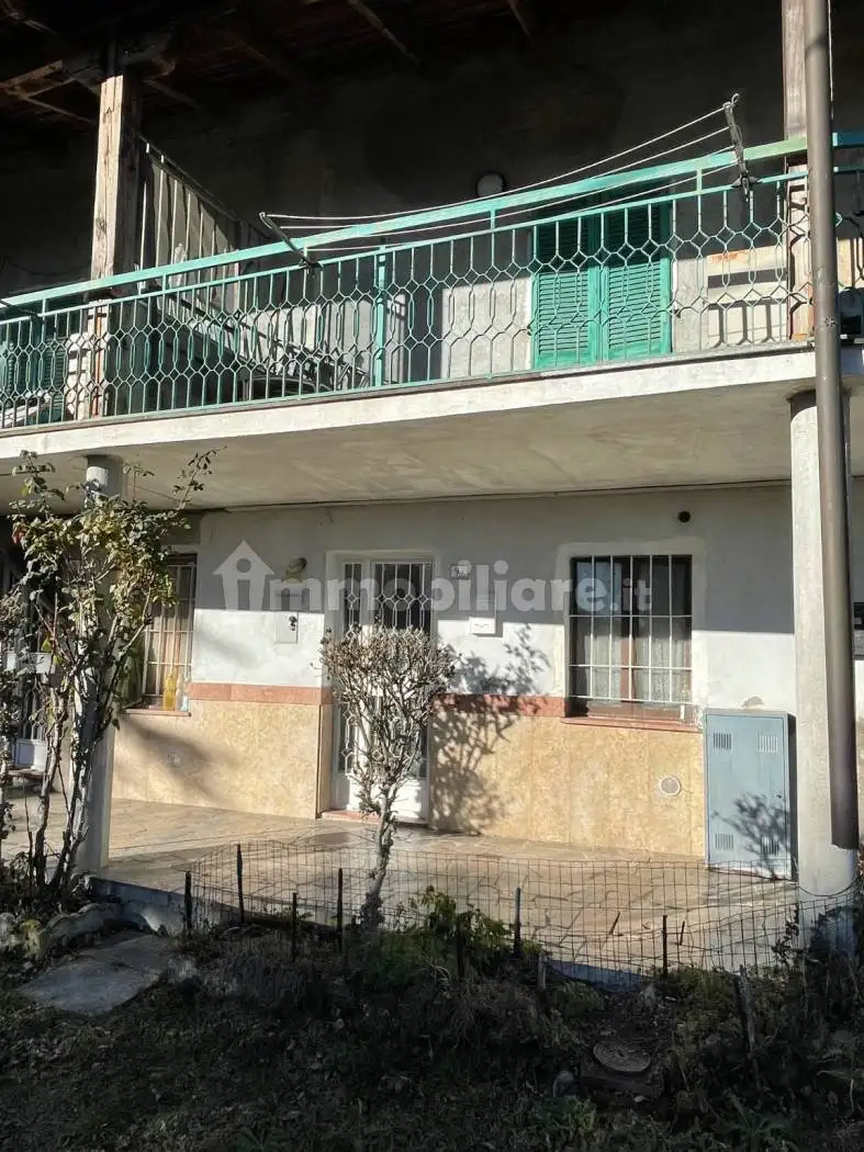 Appartamento in vendita a Robella