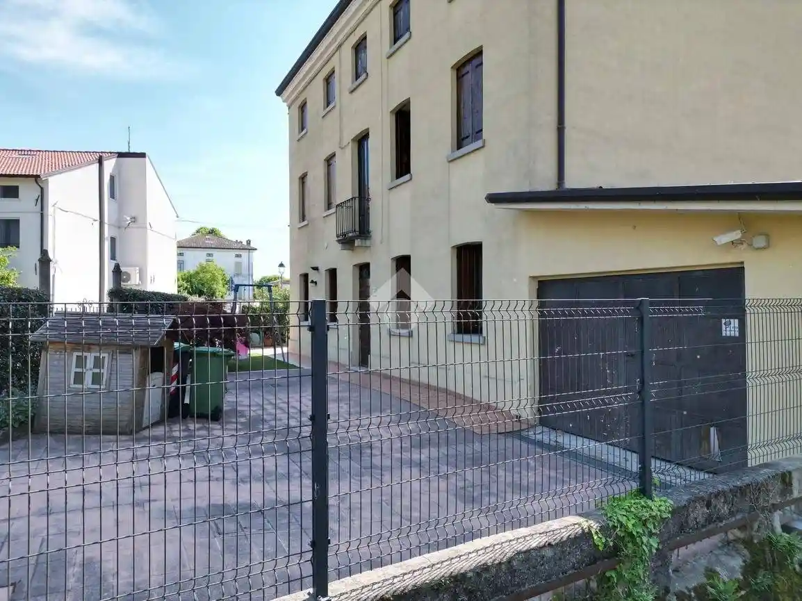 Casa indipendente in vendita a Sandrigo