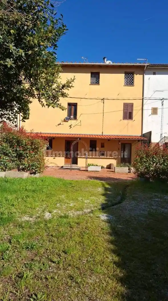 Rustico - Casale in vendita a Ponte Buggianese