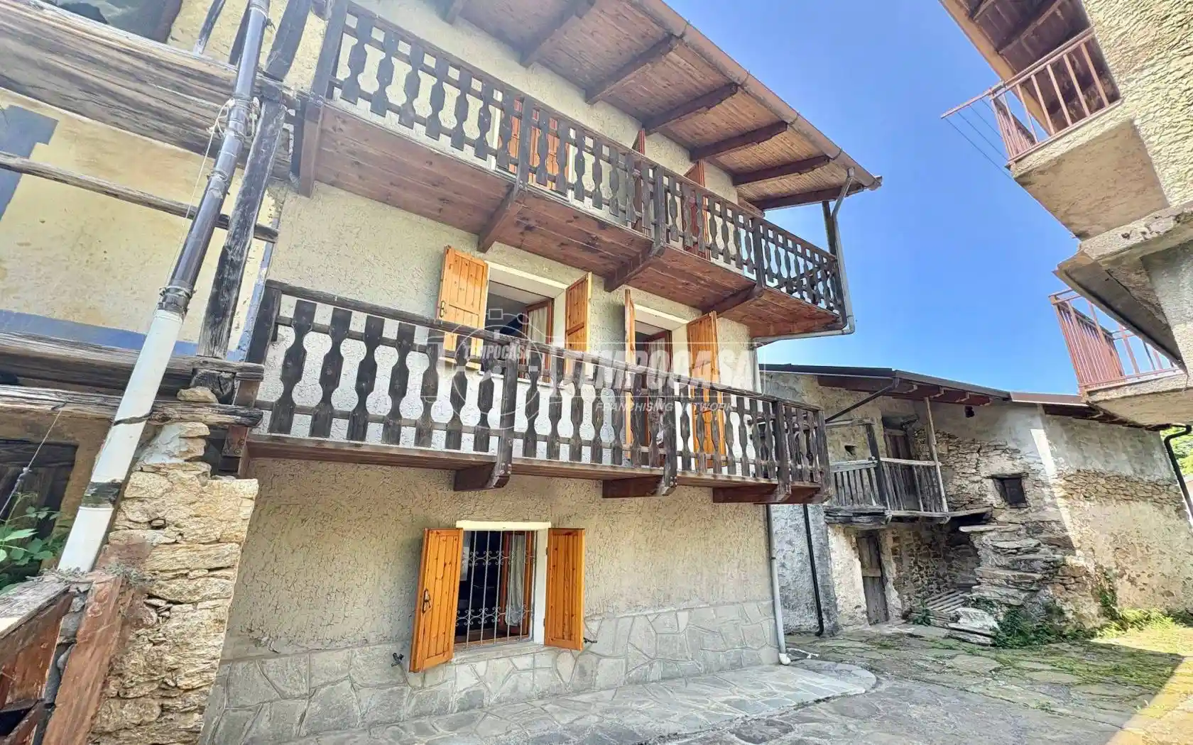 Casa indipendente in vendita a Giaveno