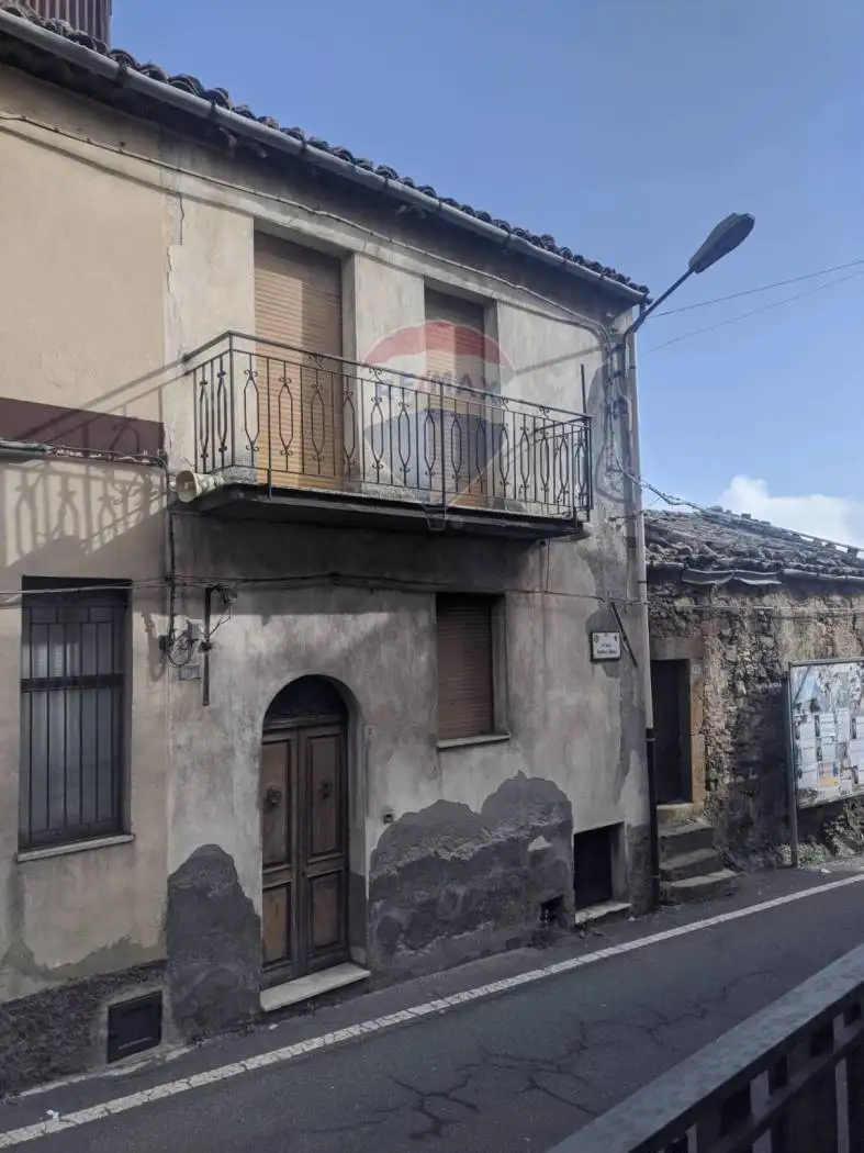 Casa indipendente in vendita a Cesarò