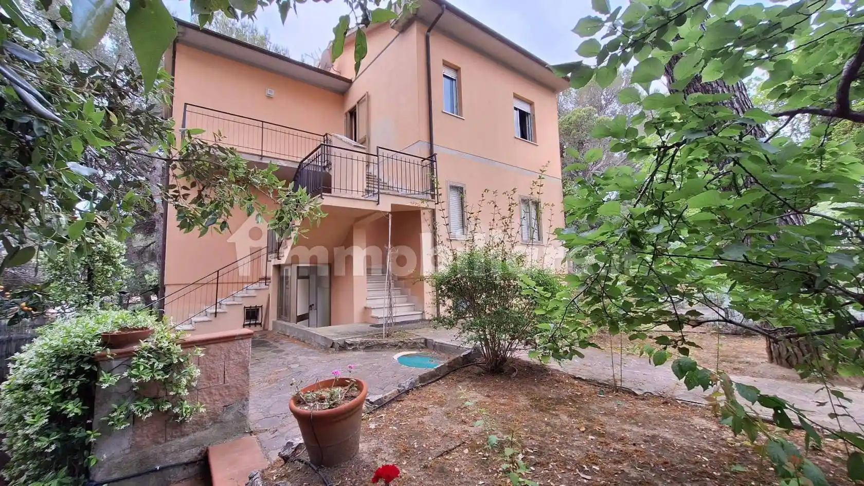 Appartamento in vendita a Rosignano Marittimo