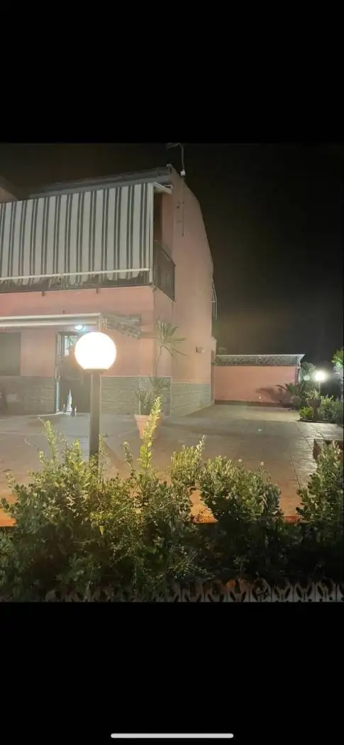 Villa a schiera viale Himera 10, Campofelice di Roccella