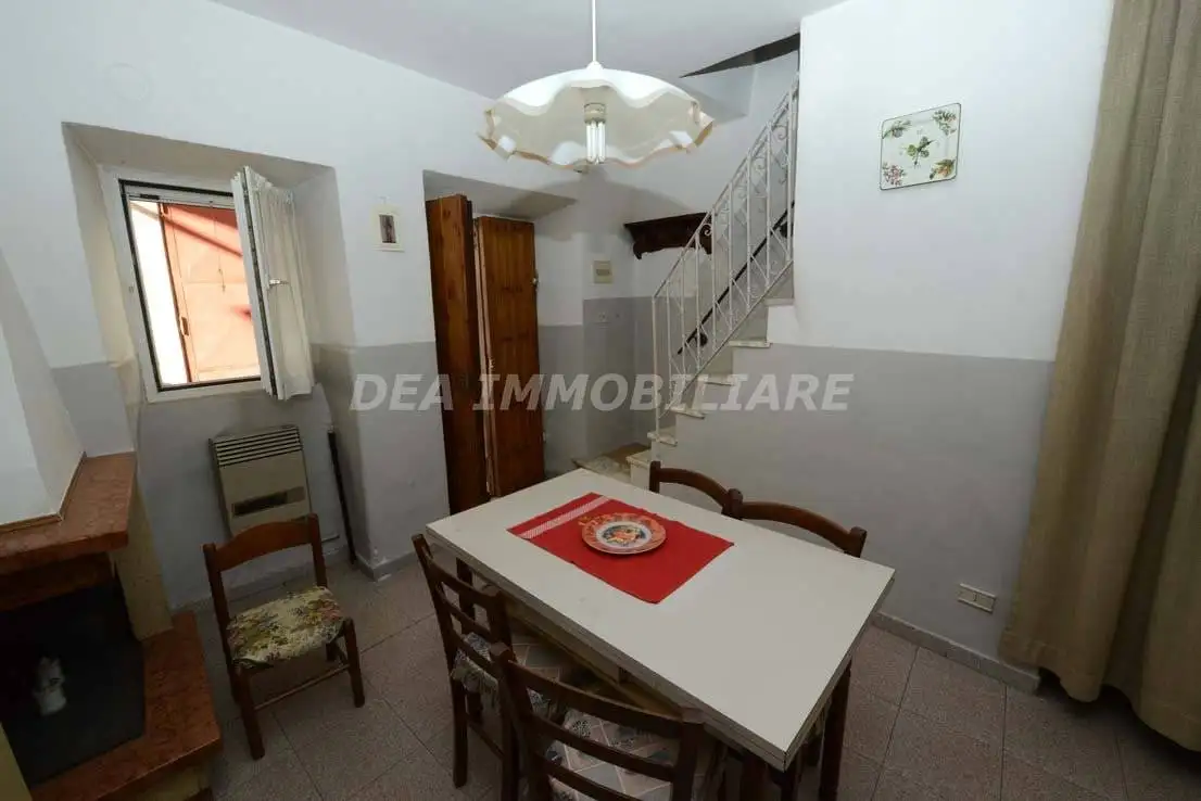 Terratetto unifamiliare via del Vecchio, Centro, Celano - foto 3