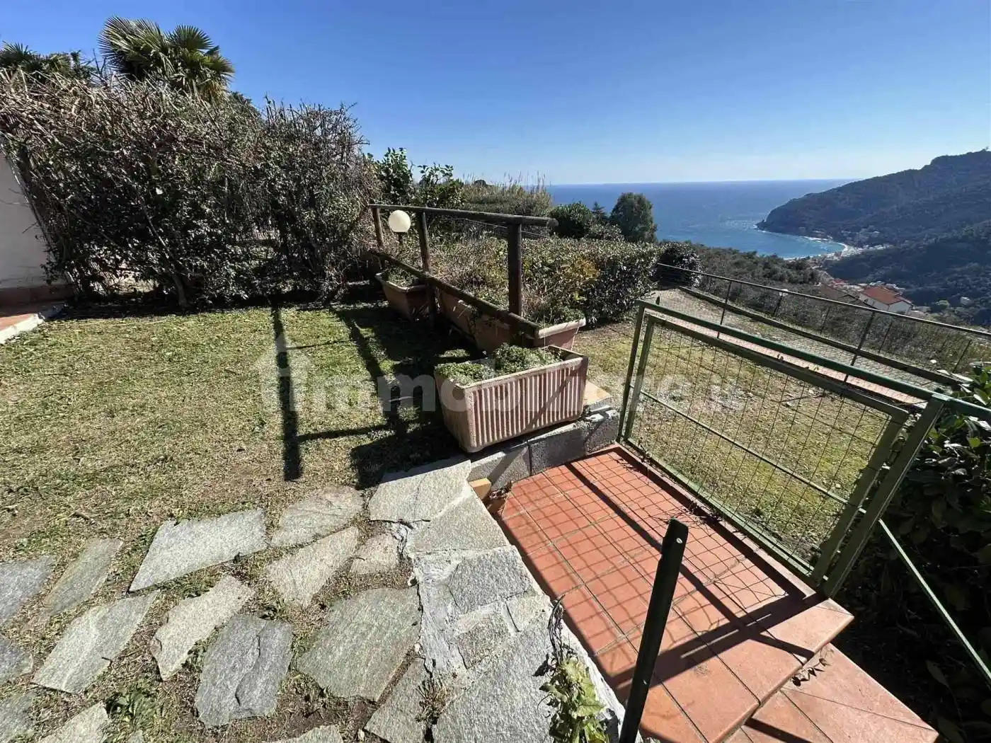 Appartamento in affitto a Noli