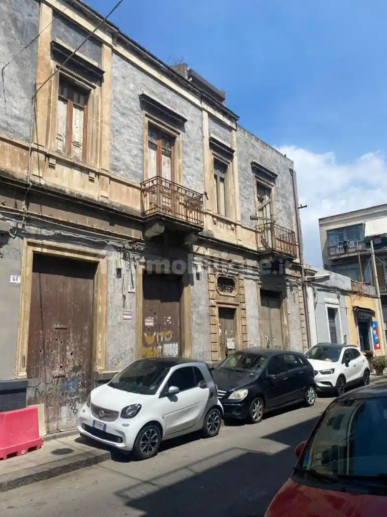 Appartamento in vendita a Catania