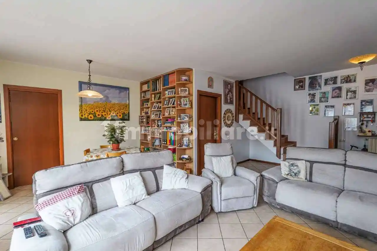 Appartamento in vendita a Azzano San Paolo