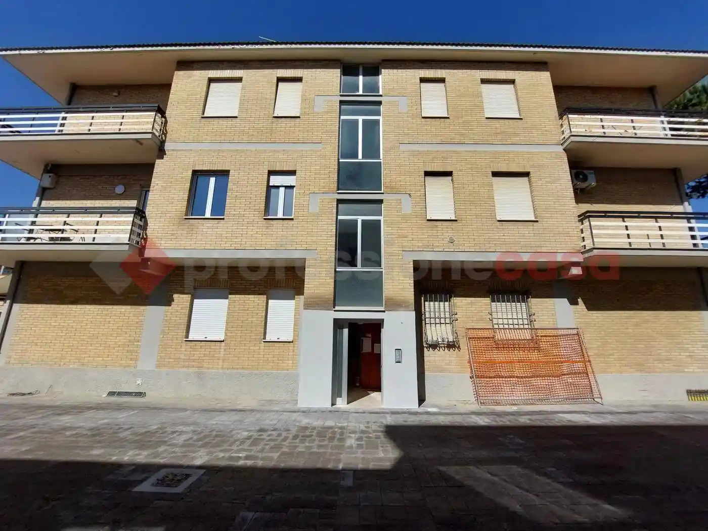 Trilocale via Toscana, 22, Lungomare Marconi, Alba Adriatica - foto 5