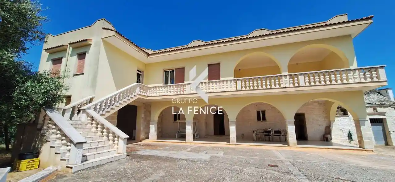 Villa in vendita a Cisternino