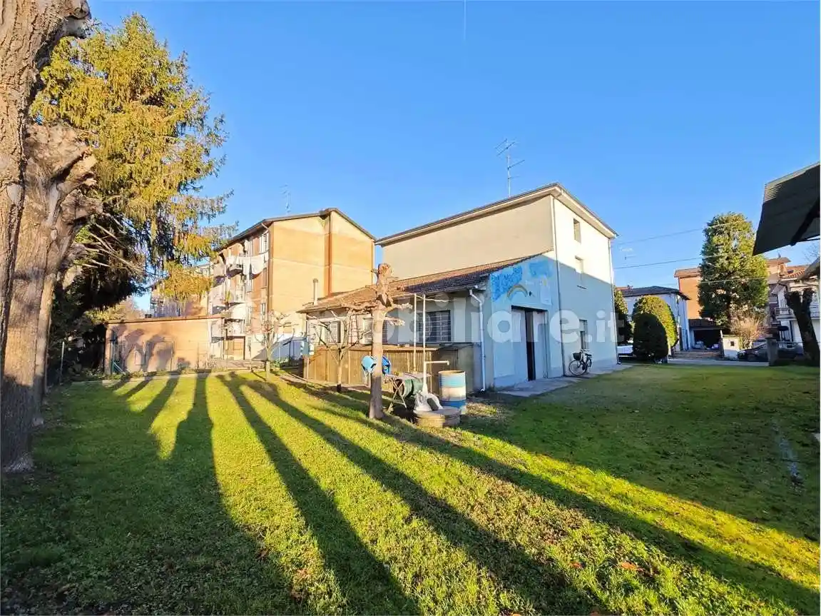Casa indipendente in vendita a Correggio