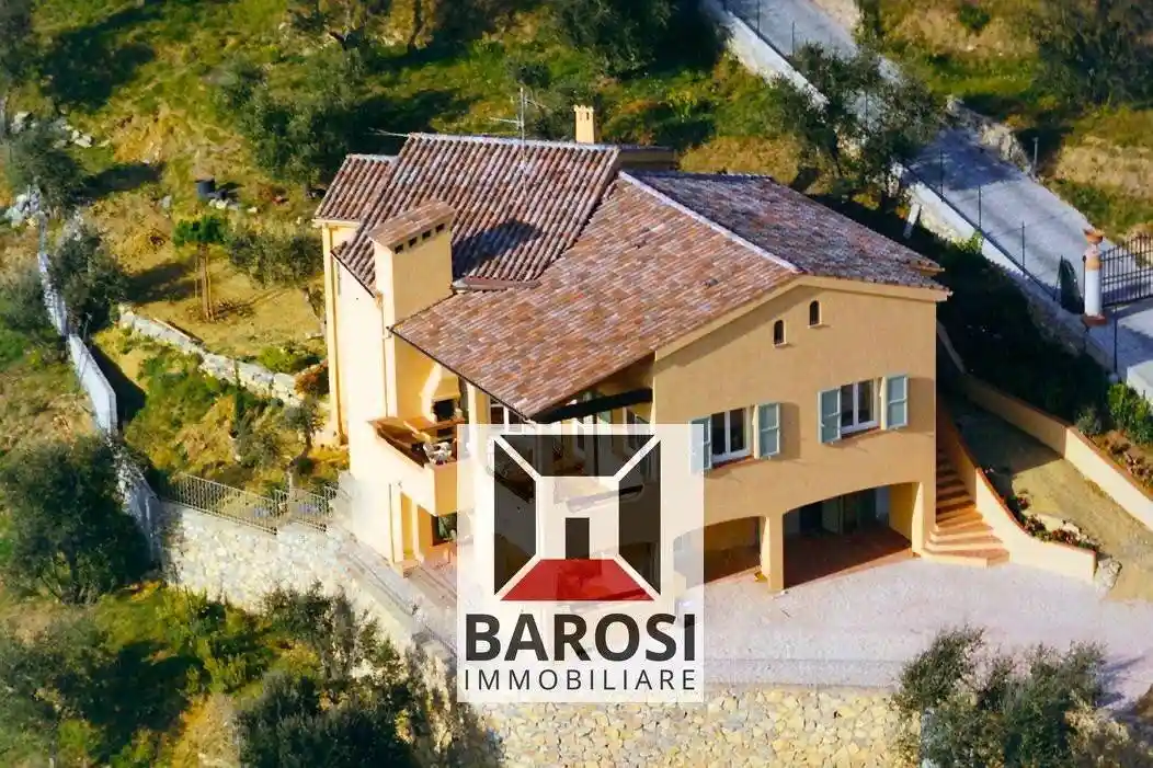 Villa in vendita a Massarosa