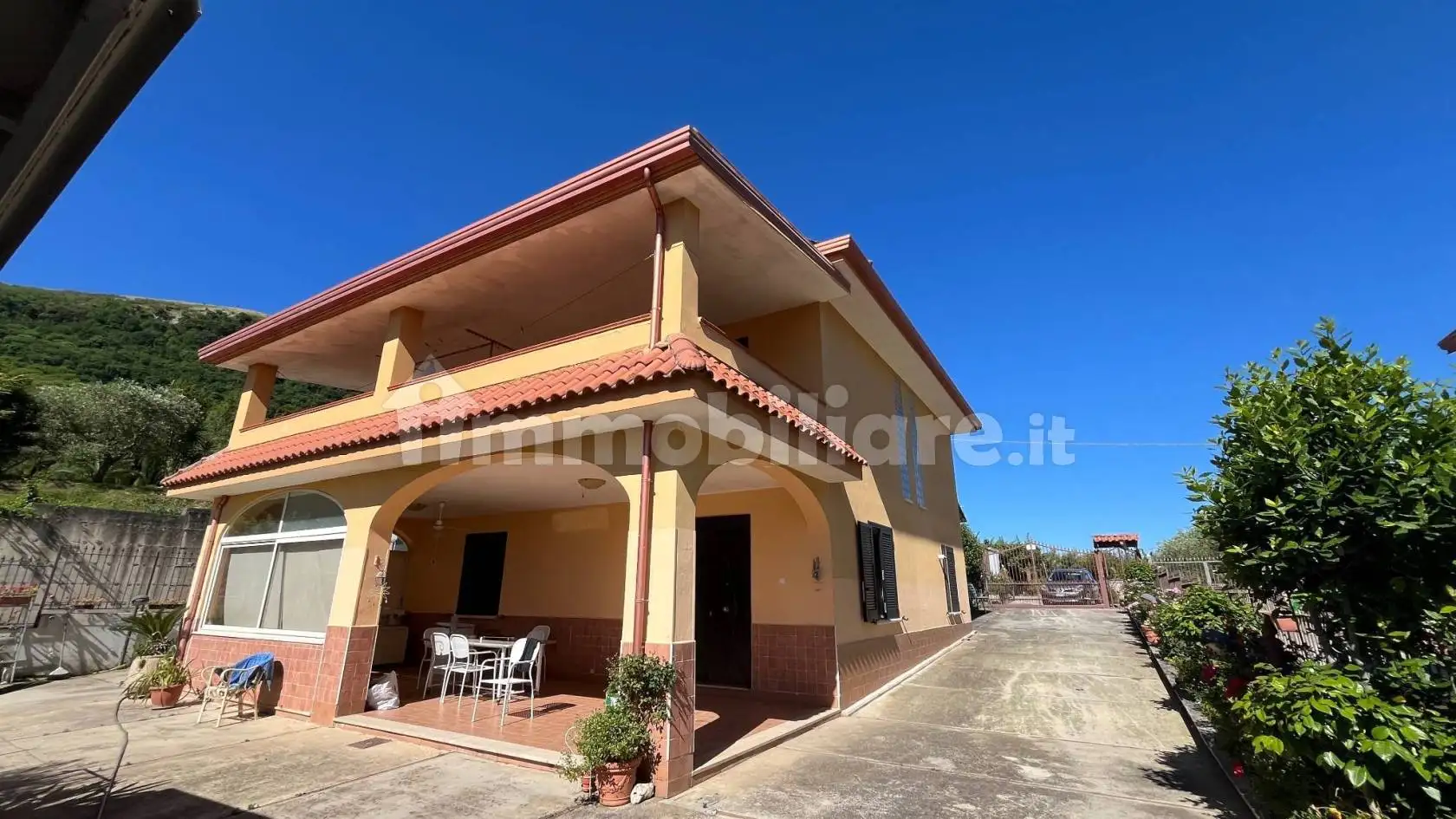 Villa in vendita a Limatola