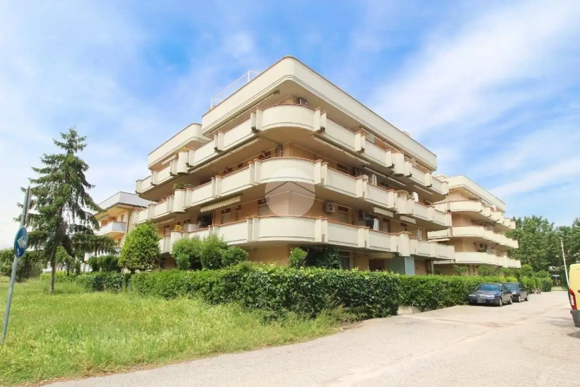 Appartamento in vendita a Alba Adriatica