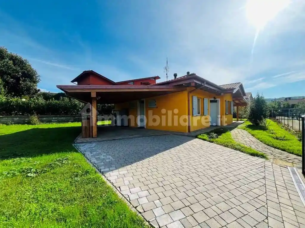 Villa in vendita a Villafranca in Lunigiana