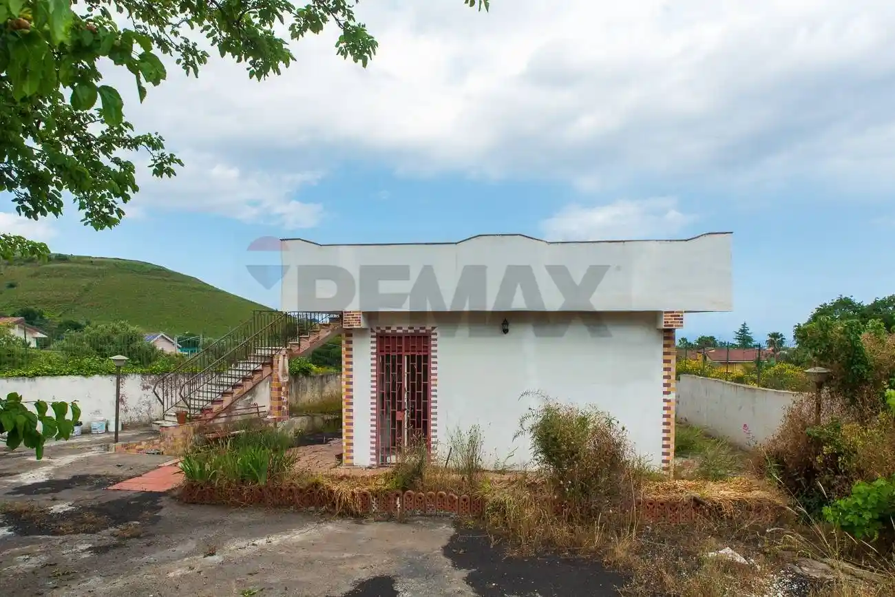 Villa in vendita a Pedara