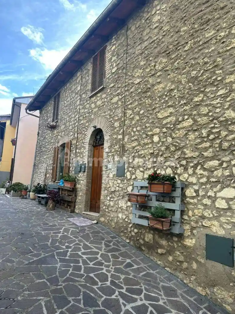 Appartamento in vendita a Montefranco