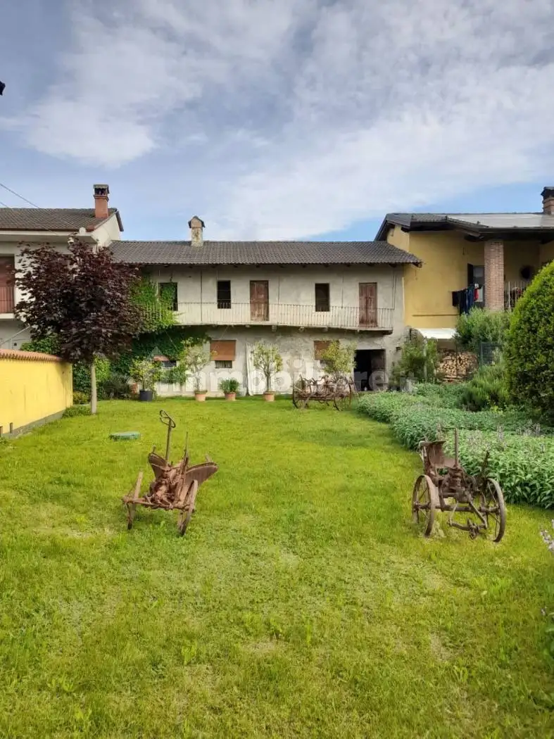 Rustico - Casale in vendita a Villar San Costanzo