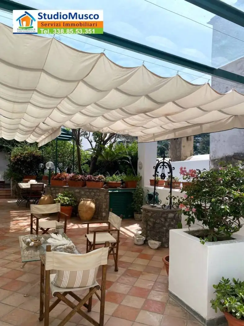 Appartamento in vendita a Anacapri