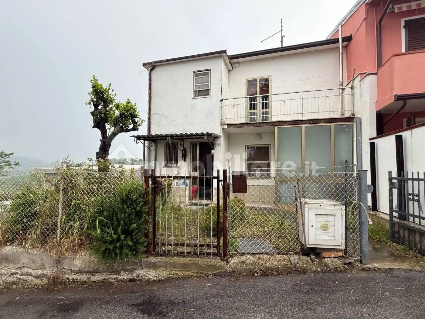 Casa indipendente in vendita a Montescudo - Montecolombo