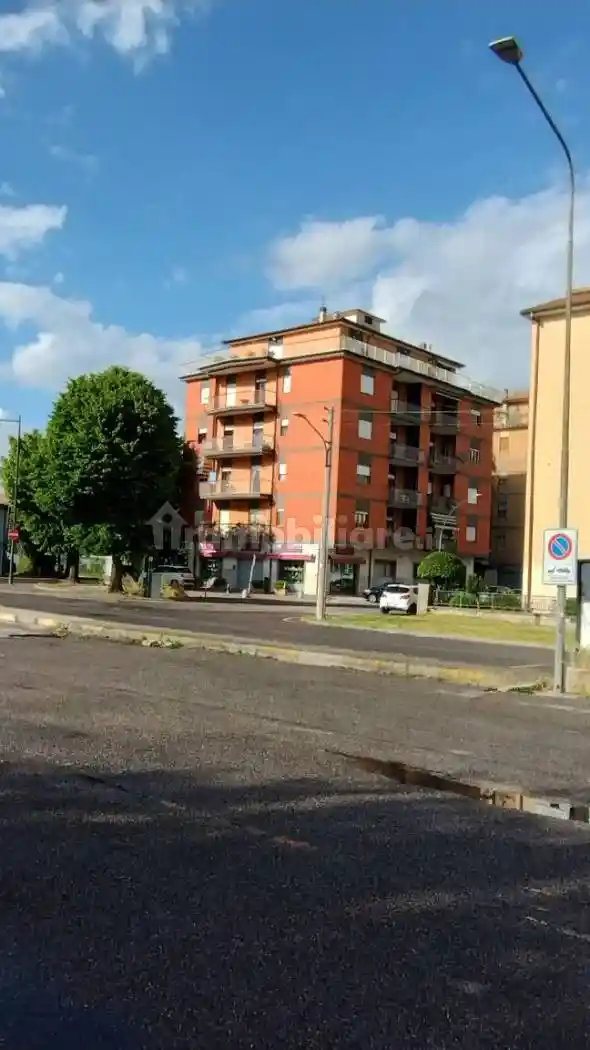 Palazzo - Edificio in vendita a Rieti