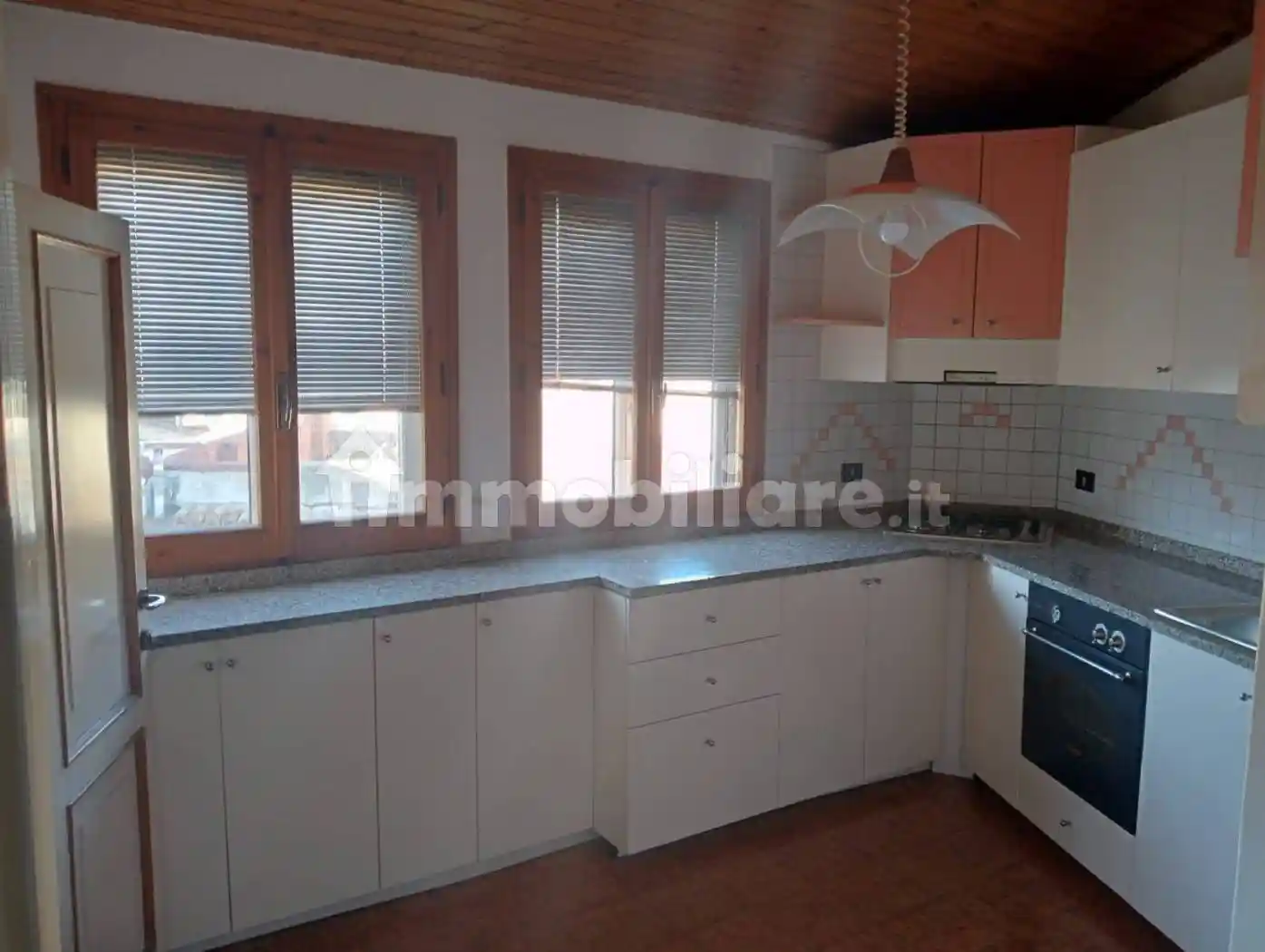 Appartamento in vendita a Jesi