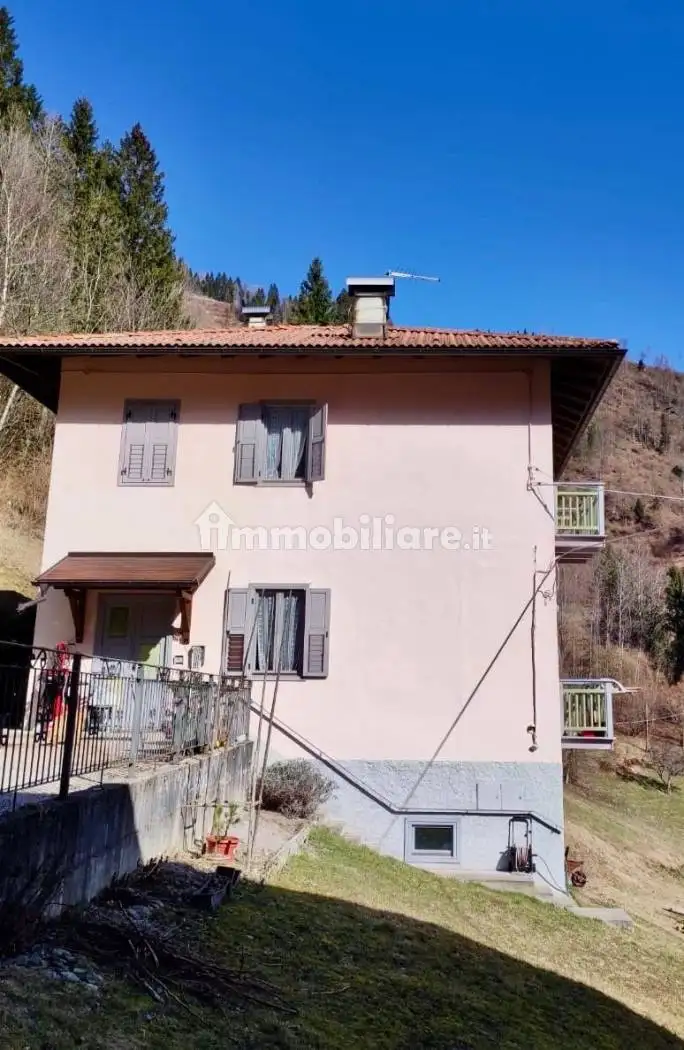 Terratetto unifamiliare via Dolomiti 1, Castello Tesino - foto 3