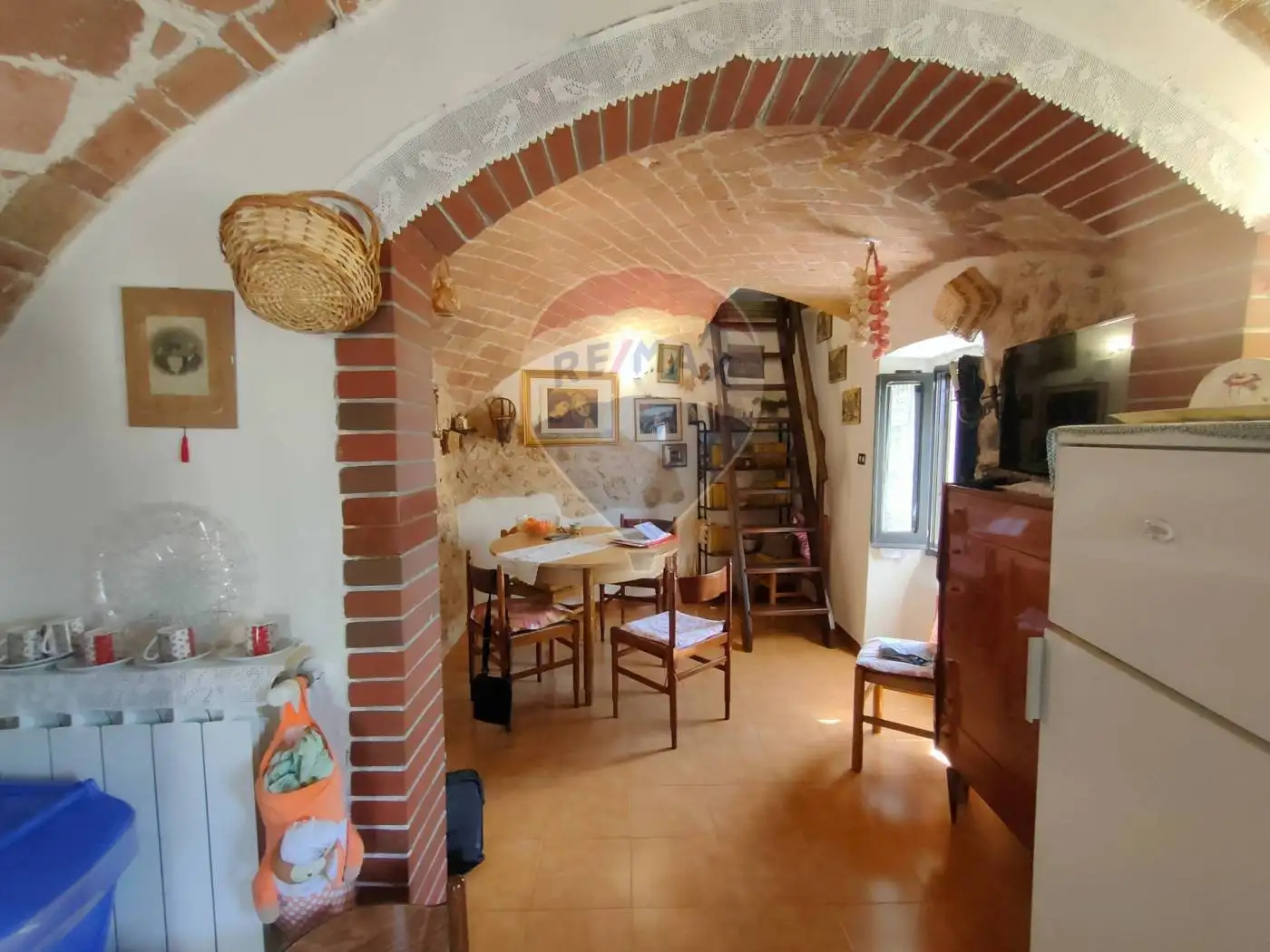 Terratetto plurifamiliare via Duca degli Abruzzi 25, Castelvecchio Calvisio - foto 5