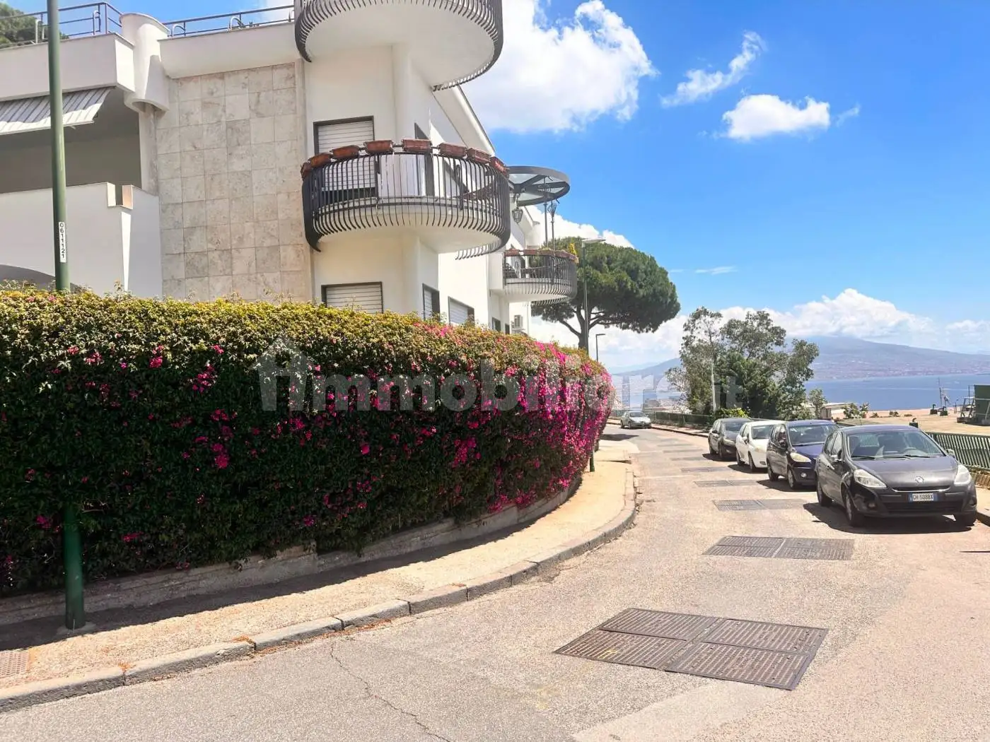 Appartamento in vendita a Napoli