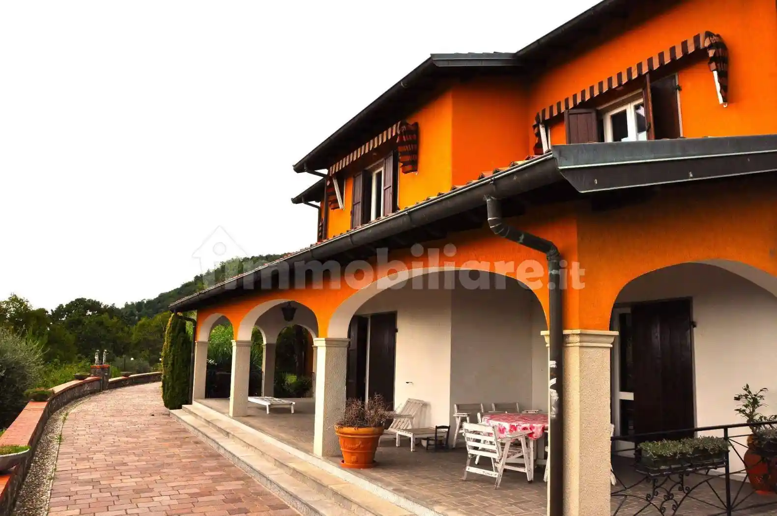 Villa in vendita a Tavernerio