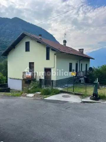 Appartamento in vendita a Torre di Santa Maria