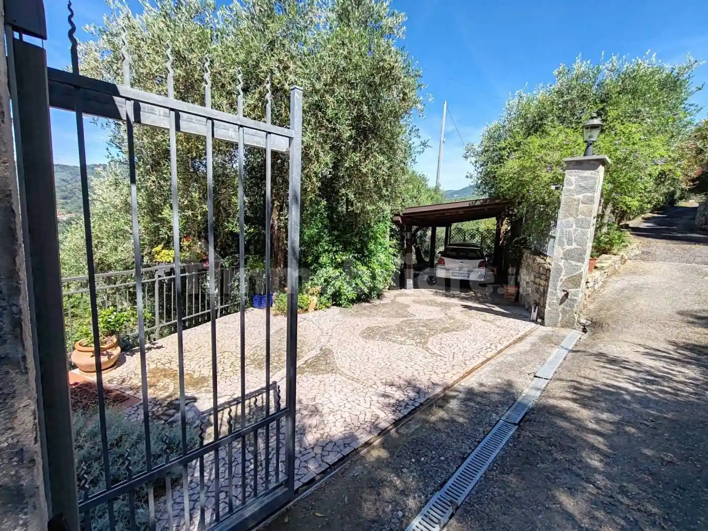 Villa in vendita a Diano San Pietro