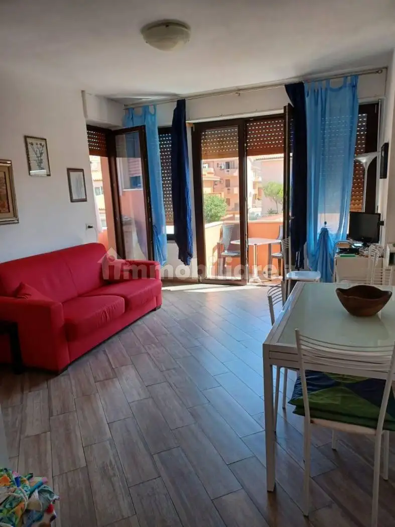 Appartamento in affitto a La Maddalena