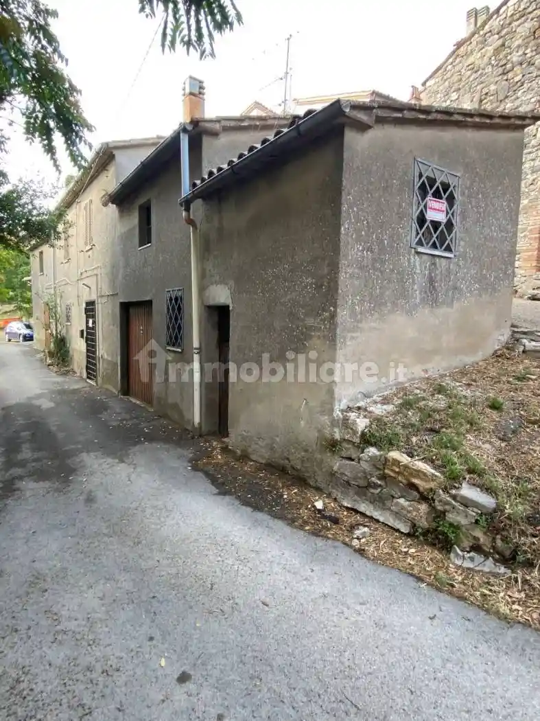 Casa indipendente in vendita a Todi