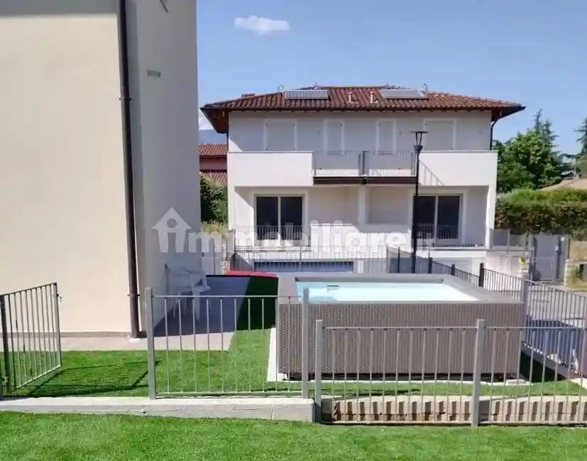 Villa in affitto a Manerba del Garda