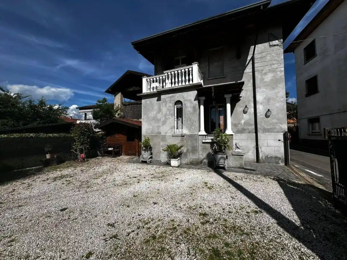 Terratetto plurifamiliare via Fè 14, Capolago, Varese - foto 2