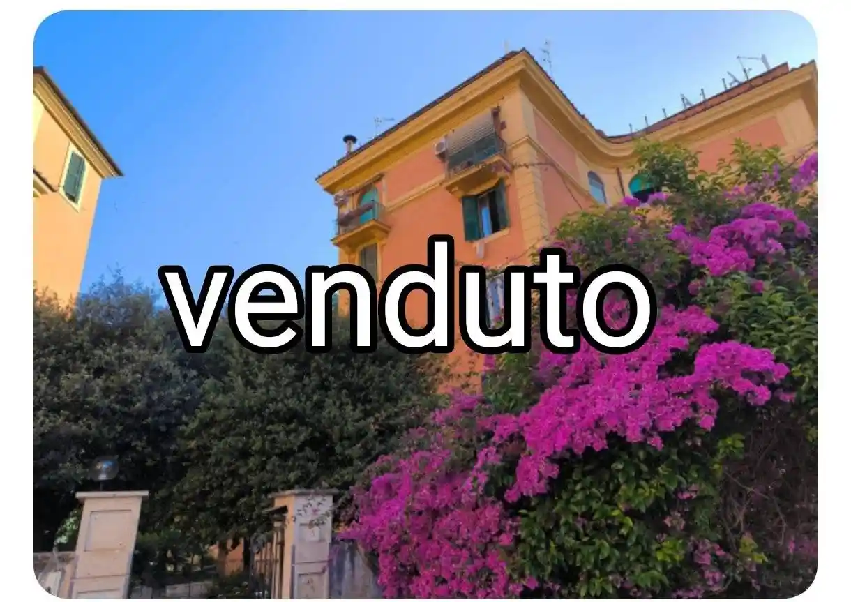 Appartamento in vendita a Roma