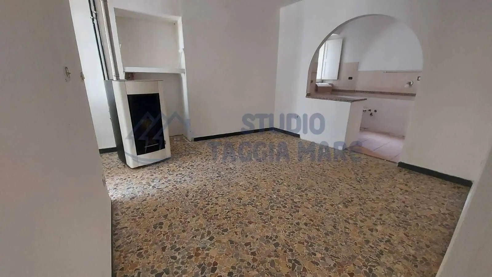 Villa a schiera via Roma 9, Montalto Carpasio - foto 3
