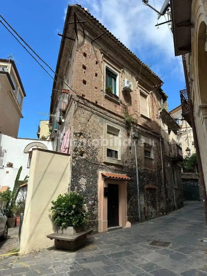 Trilocale largo Giuseppe Ferragina, Centro Storico, Catanzaro - foto 2