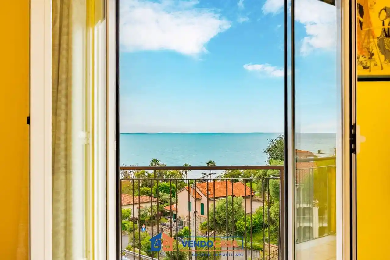 Appartamento in vendita a Andora