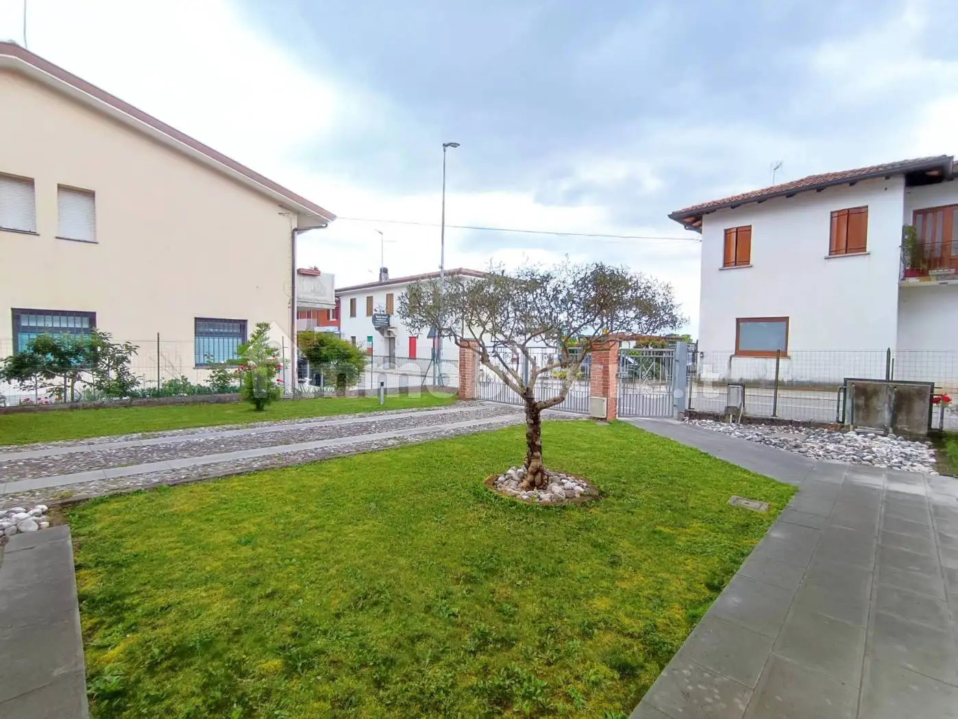 Appartamento in villa via Ippolito Nievo, Colloredo Di Monte Albano Lauzzana, Colloredo di Monte Albano - foto 2