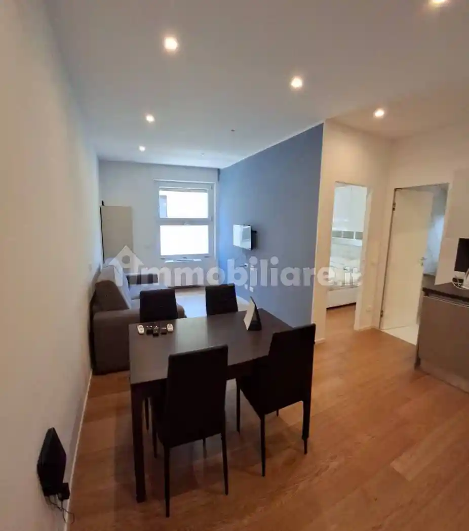 Bilocale via Vitruvio 43, Centrale, Milano - foto 2